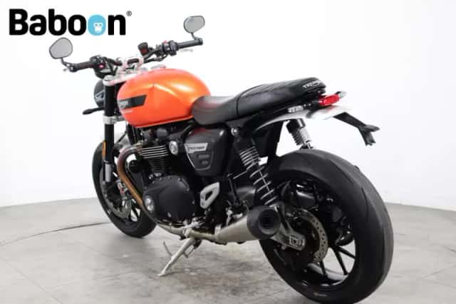 Triumph Speed Twin 1200 (2024) thumbnail 2