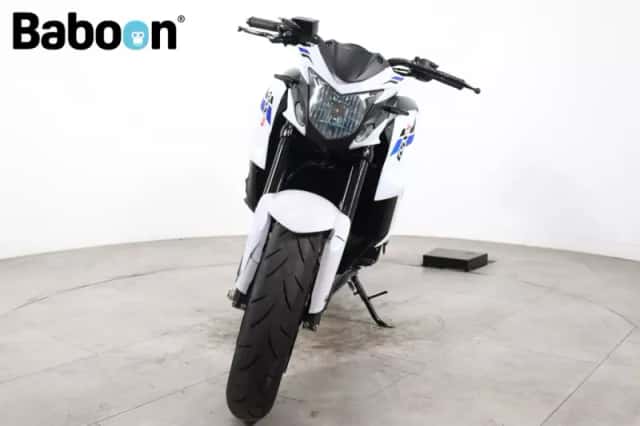 Suzuki GSX-S750 (2019) thumbnail 3