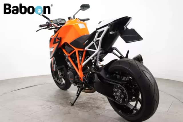 KTM 1290 SuperDuke R (2018) thumbnail 6