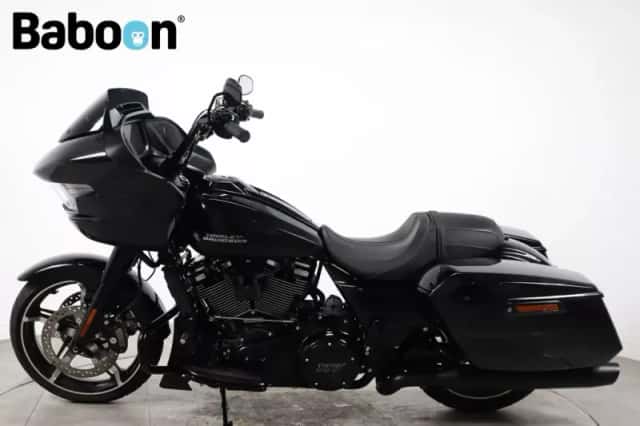 Harley-Davidson Road Glide (2024) thumbnail 5