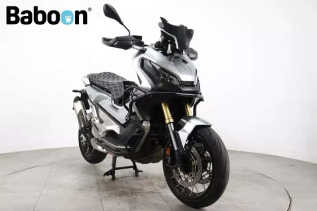 Honda X ADV (2018) thumbnail 2