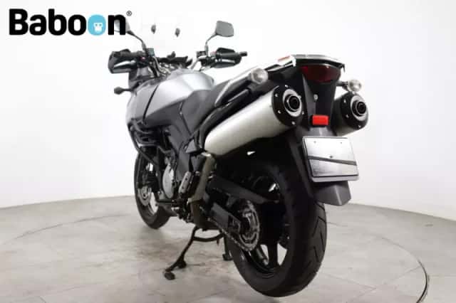 Suzuki V-Strom (2005) thumbnail 6
