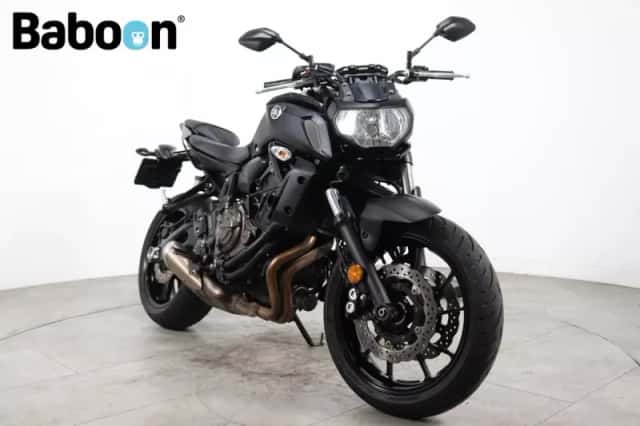 Yamaha MT-07 (2018) thumbnail 2