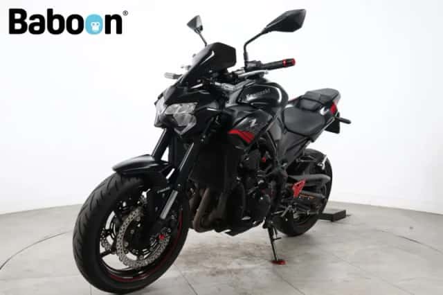 Kawasaki Z900 (2020) thumbnail 4