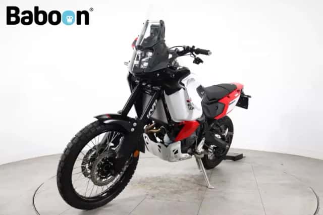 Yamaha Tenere 700 WORLD RAID (2026) thumbnail 4