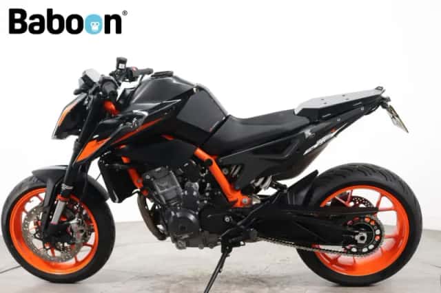 KTM 890 Duke (2021) thumbnail 3