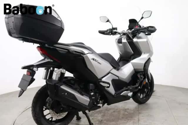 Honda Adv 350 (2023) thumbnail 2