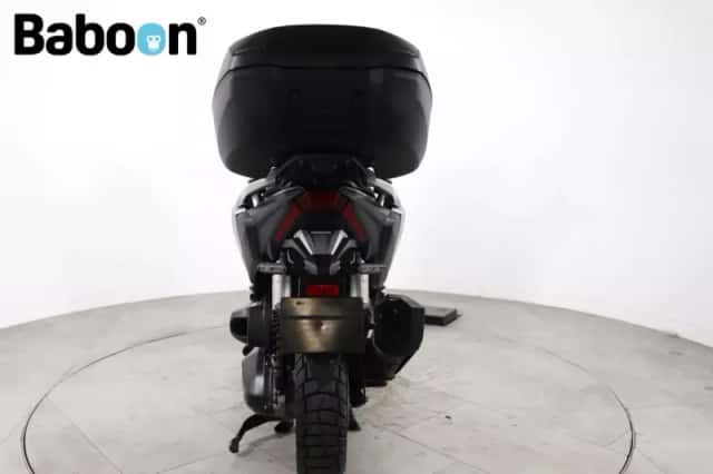Honda Adv 350 (2023) thumbnail 3