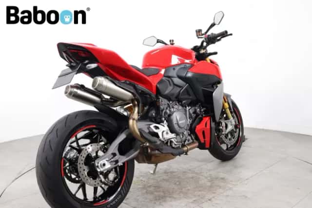 Ducati Streetfighter V2 (2025) thumbnail 2