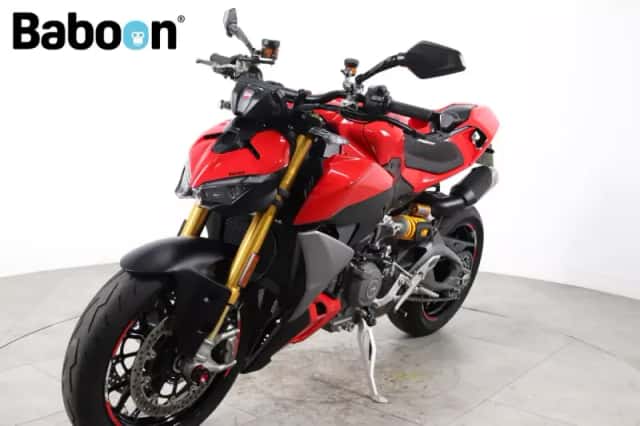 Ducati Streetfighter V2 (2025) thumbnail 6