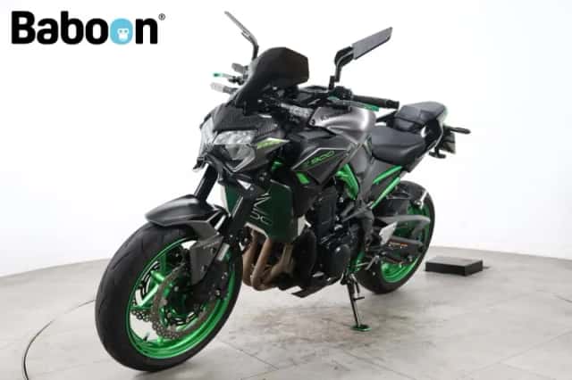Kawasaki Z900 (2023) thumbnail 4