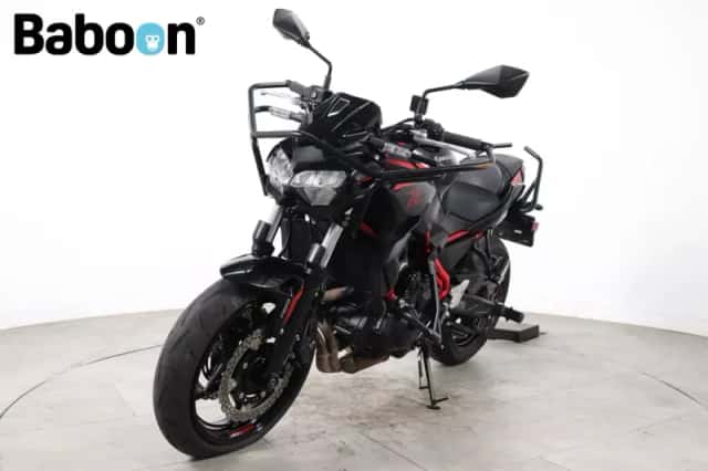 Kawasaki Z650 (2025) thumbnail 4