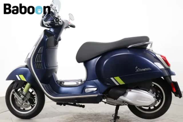 Piaggio GTS 300 Super (2023) thumbnail 2
