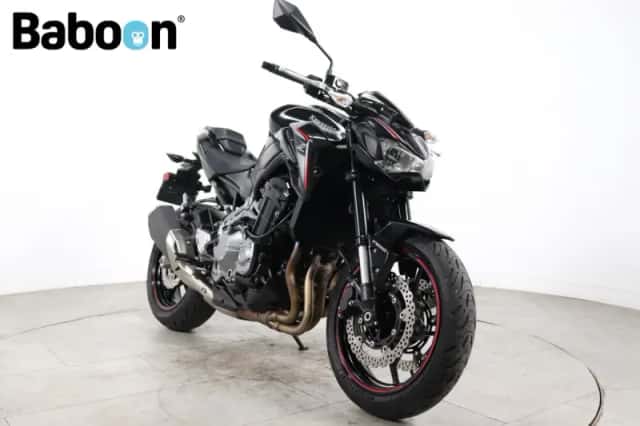 Kawasaki Z900 (2018) thumbnail 6
