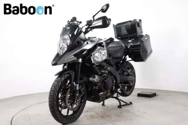 Suzuki V-Strom (2019) thumbnail 4