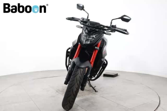 Honda CB 750 Hornet (2023) thumbnail 5