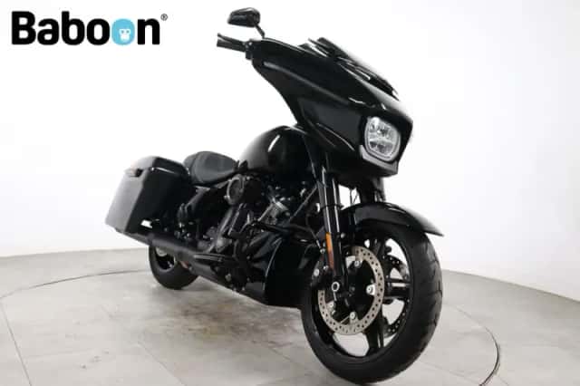 Harley-Davidson Street Glide (2025) thumbnail 2
