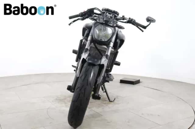 Yamaha MT-07 (2016) thumbnail 3