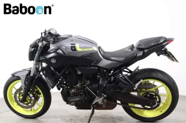 Yamaha MT-07 (2016) thumbnail 5
