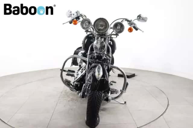 Harley-Davidson Flsts Heritage Springer (2001) thumbnail 2