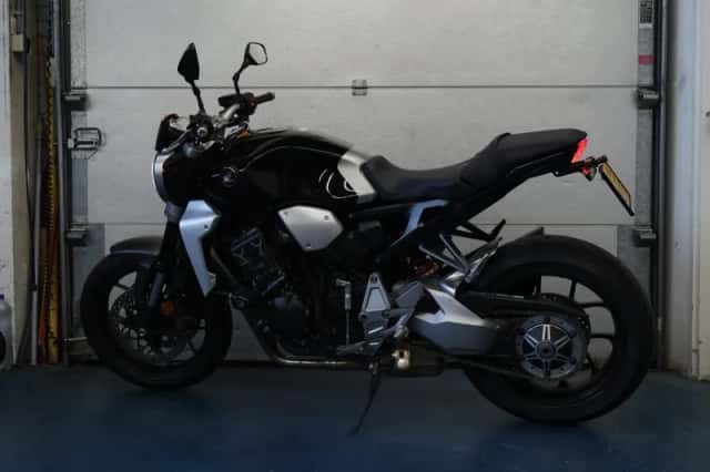 Honda CB1000R (2019) thumbnail 4