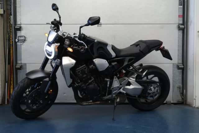 Honda CB1000R (2019) thumbnail 6