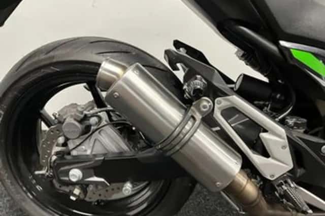 Kawasaki Z800 (2016) thumbnail 3