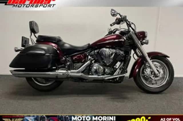 Yamaha XVS 1300 A Midnight Star (2010) thumbnail 1