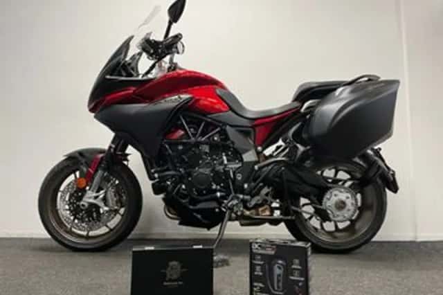 MV Agusta Turismo Veloce 800 (2025) thumbnail 3
