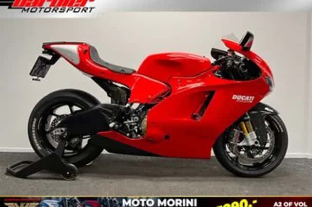 Ducati D 16 RR Desmosedici (2008) thumbnail 1