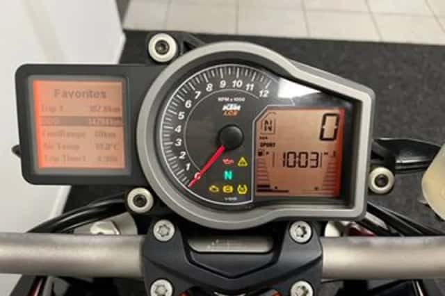 KTM 1290 SuperDuke R (2014) thumbnail 2