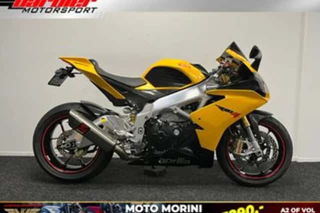Aprilia RSV4R (2013) thumbnail 1