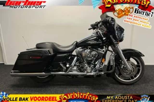 Harley-Davidson Street Glide (2006) thumbnail 1