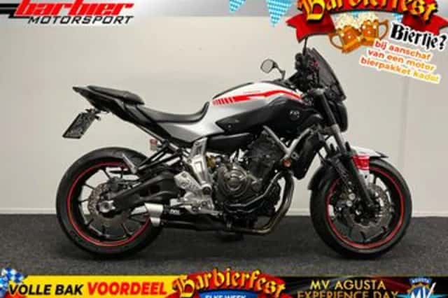 Yamaha MT-07 (2015) thumbnail 1