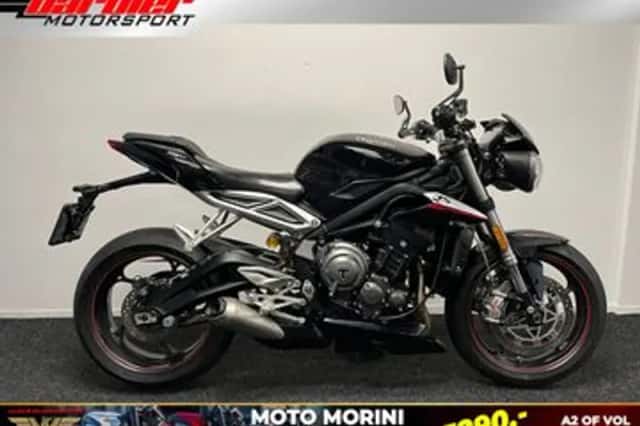 Triumph Street Triple RS (2017) thumbnail 1