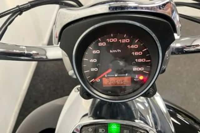 Suzuki Intruder M800 (2007) thumbnail 2