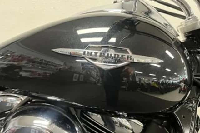 Suzuki Vz 1600 marauder (2005) thumbnail 3