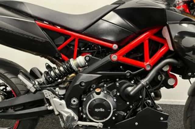 Aprilia Dorsoduro 900 (2020) thumbnail 6