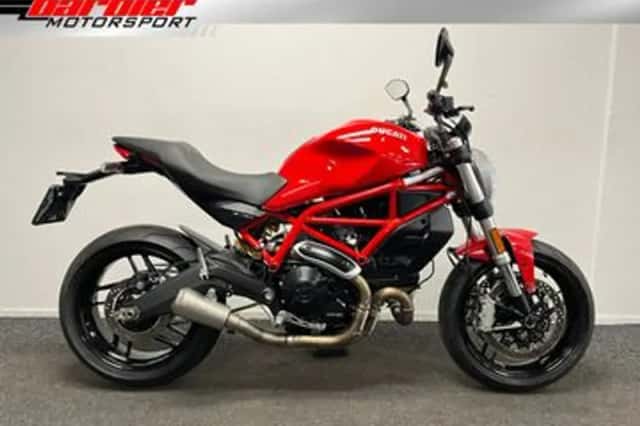 Ducati Monster 797 (2018) thumbnail 1