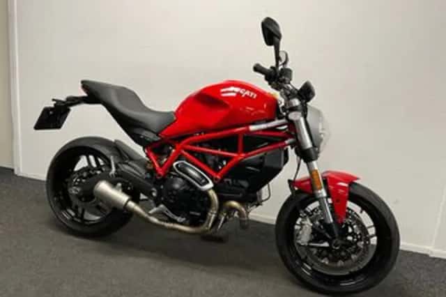 Ducati Monster 797 (2018) thumbnail 4