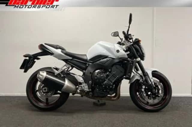 Yamaha FZ1 (2010) thumbnail 1