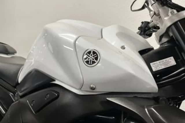 Yamaha FZ1 (2010) thumbnail 3