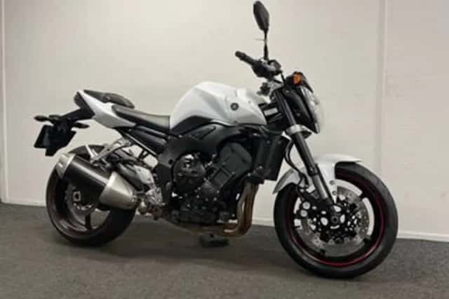 Yamaha FZ1 (2010) thumbnail 4