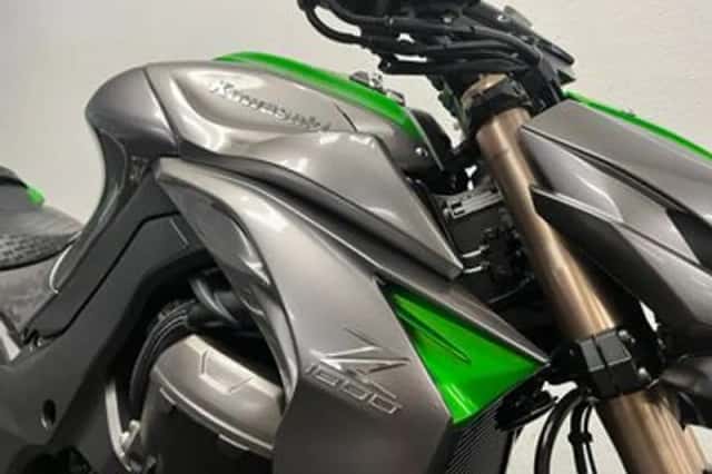 Kawasaki Z1000 (2014) thumbnail 3