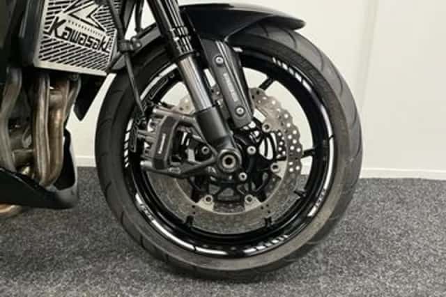 Kawasaki Z1000 (2014) thumbnail 6