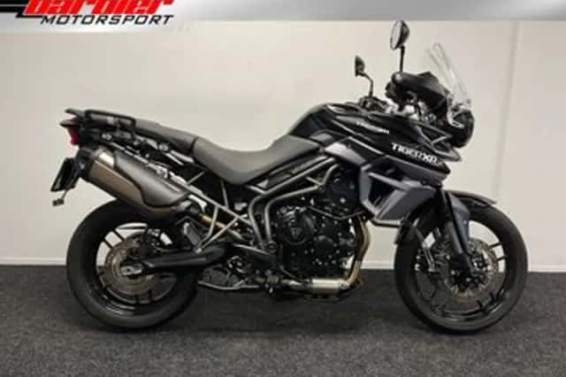 Triumph Tiger 800 XRX (2017) thumbnail 1