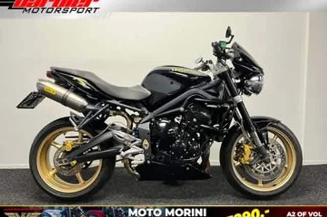 Triumph Street Triple R (2011) thumbnail 1