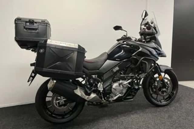 Suzuki V-Strom (2019) thumbnail 5