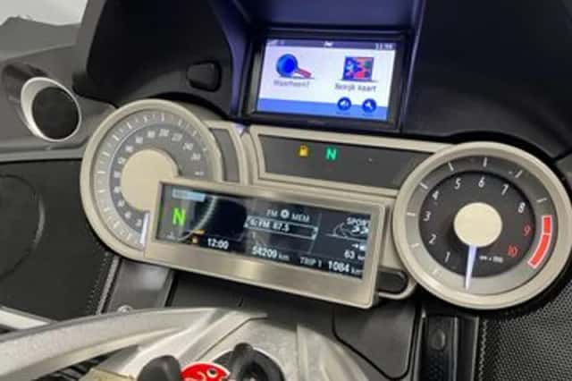 BMW K 1600 GTL (2012) thumbnail 2