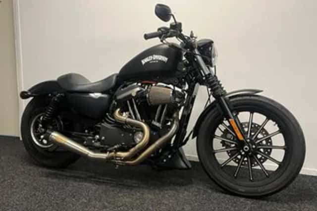 Harley-Davidson Sportster Iron 883 (2014) thumbnail 4
